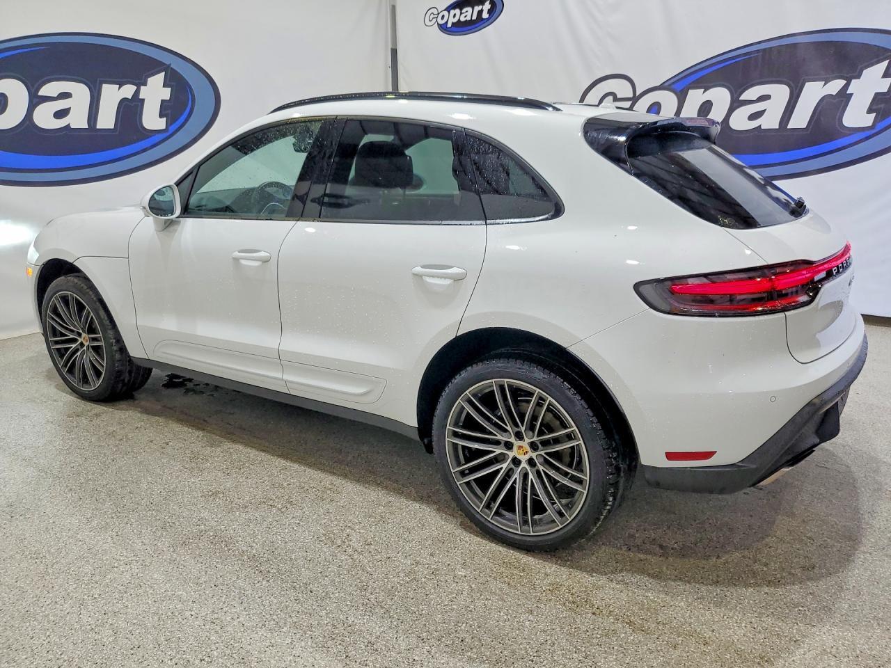 2024 Porsche Macan Base - Фото 2