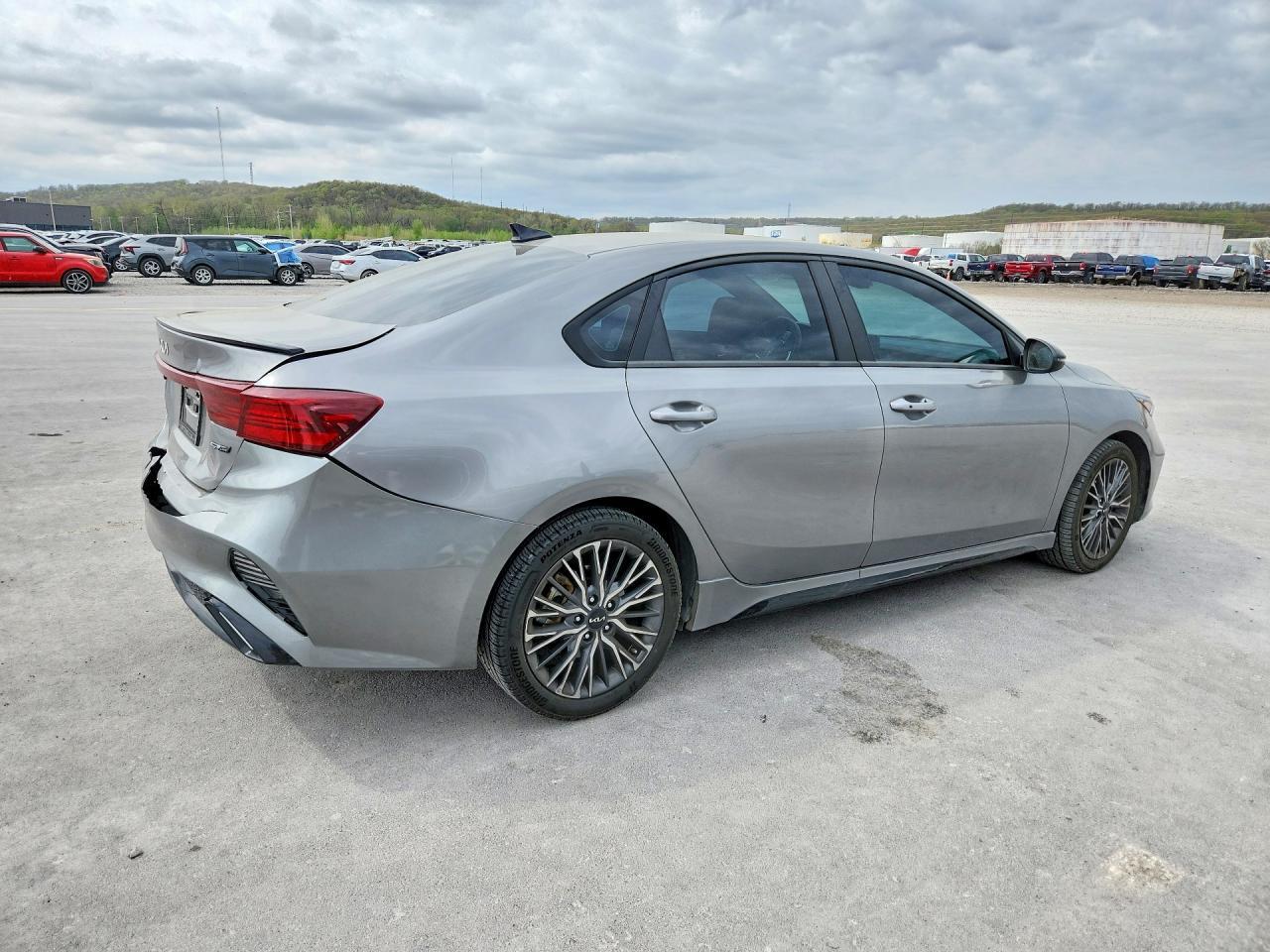 2023 Kia Forte Gt-Line - Фото 3