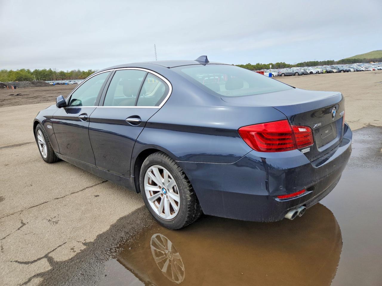 2014 BMW 528 Xi - Image 2