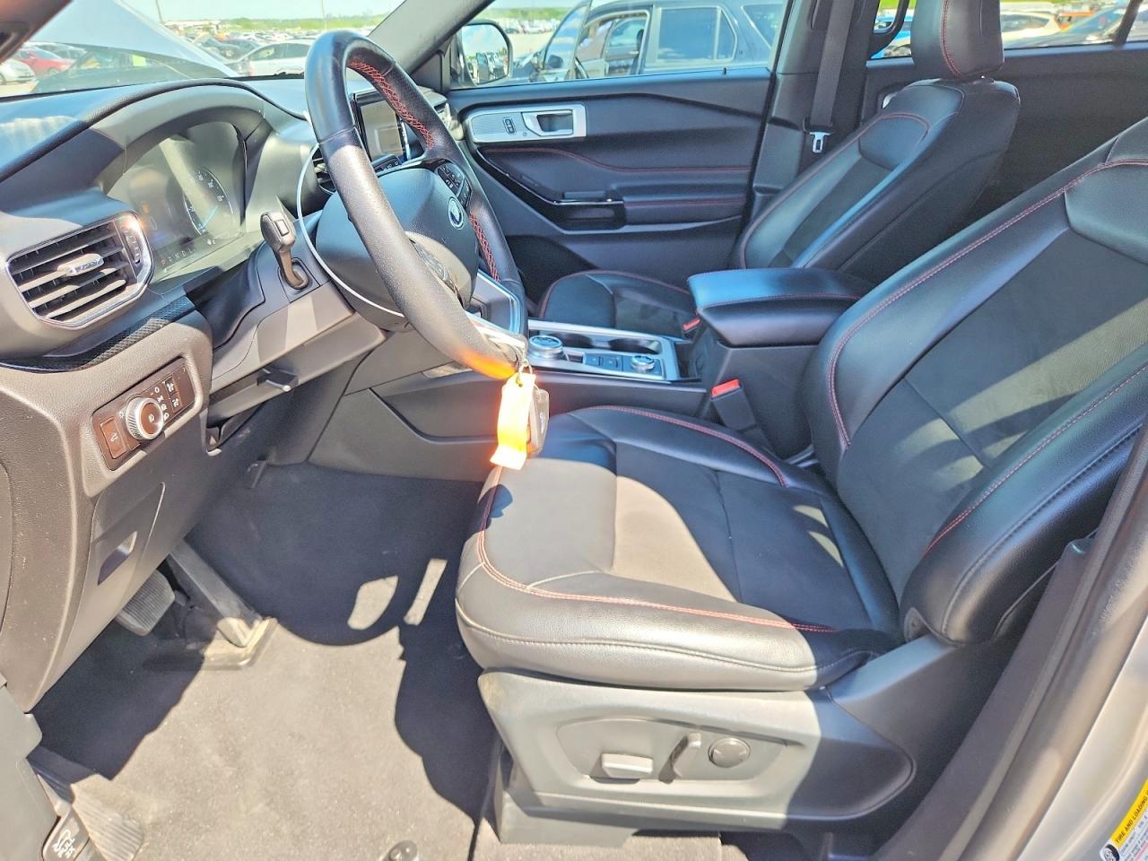 2023 Ford Explorer St-Line - Фото 7