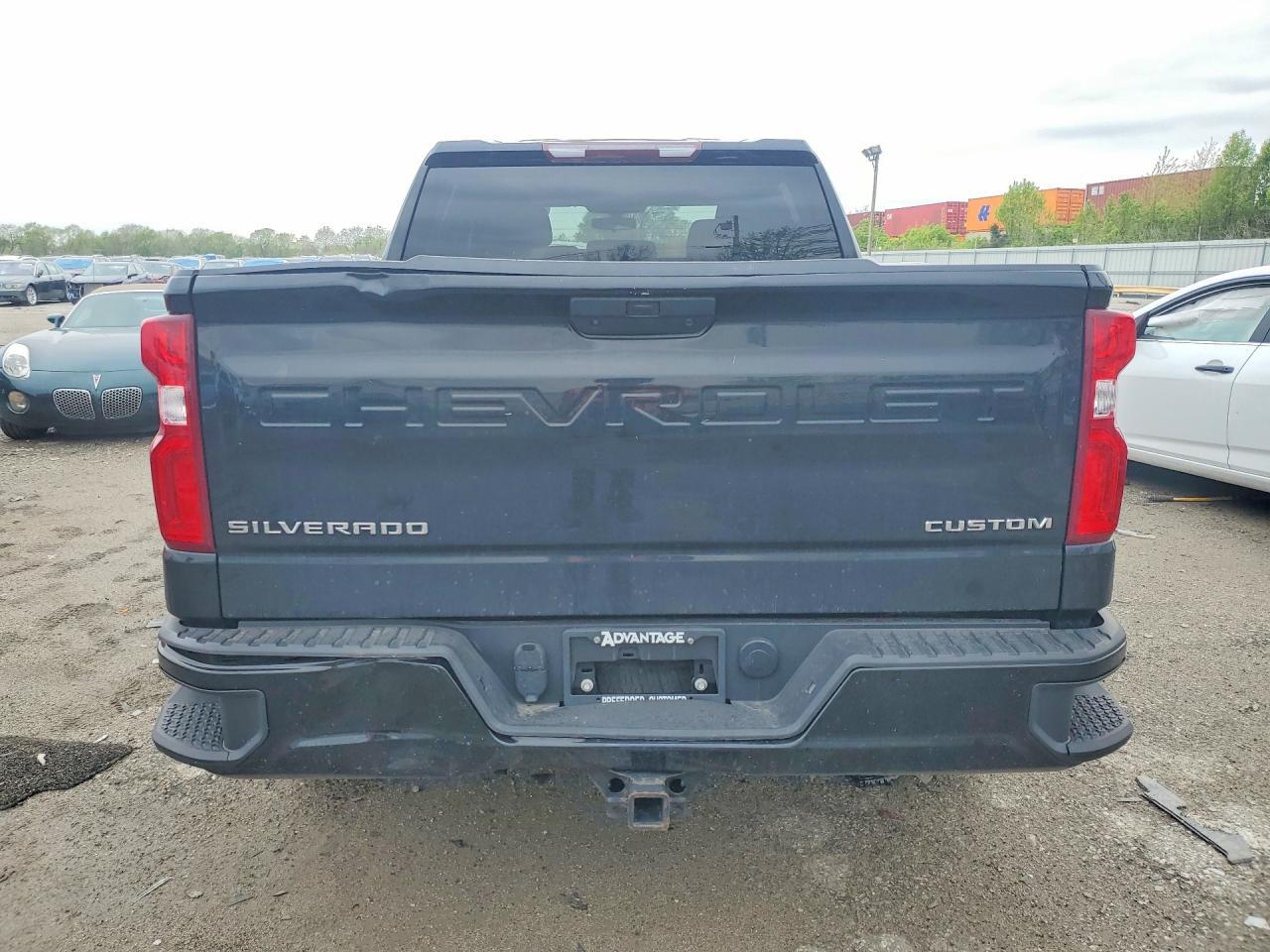 2021 Chevrolet Silverado K1500 Custom - Фото 6