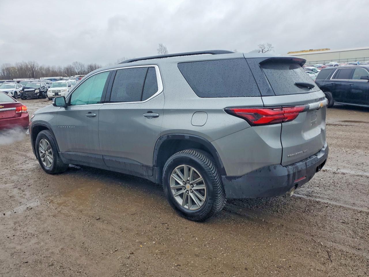 2023 Chevrolet Traverse Lt - Image 2