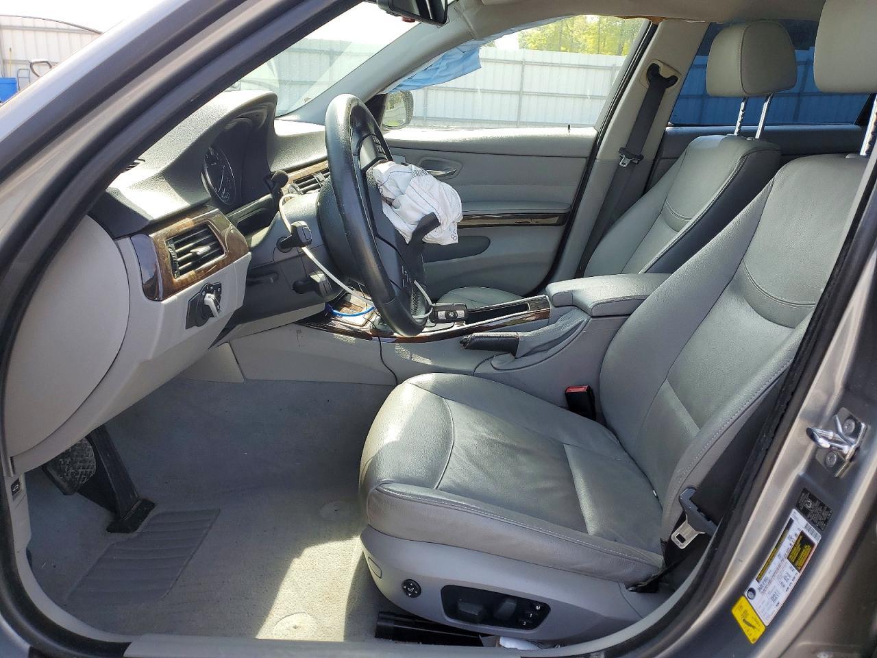2009 BMW 328 I - Image 7