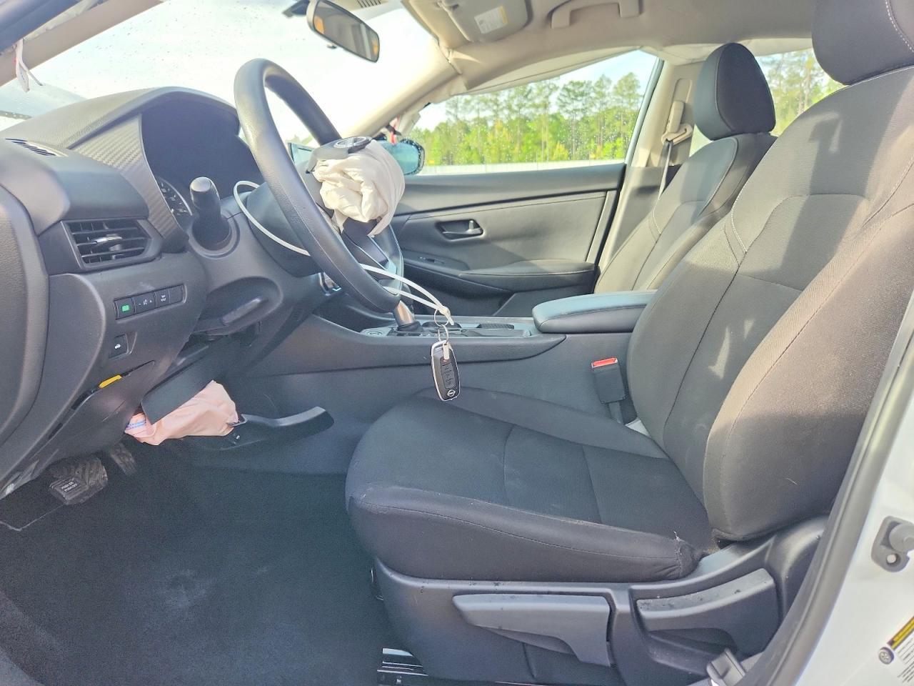 2025 Nissan Sentra S - Image 7