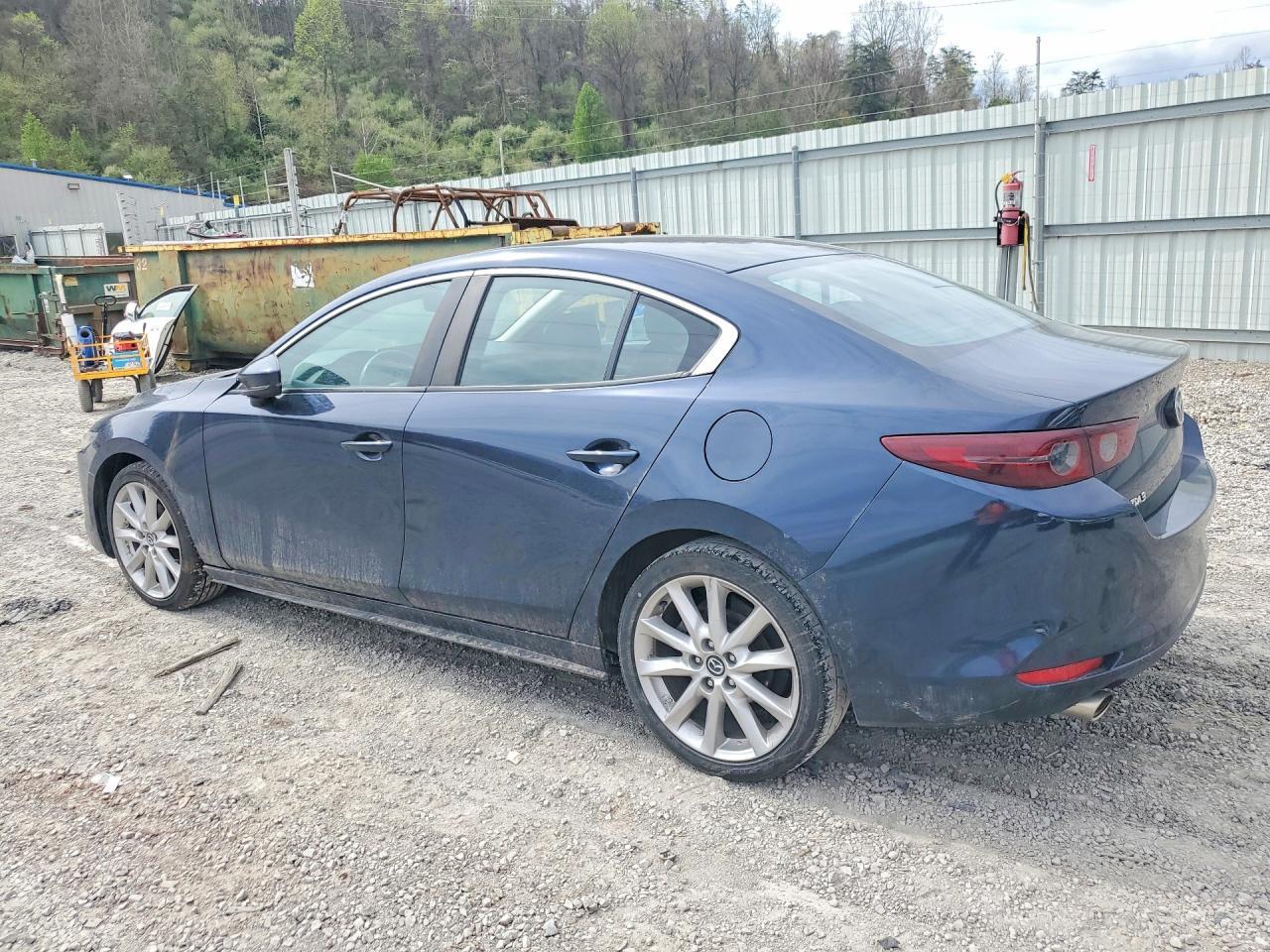 2021 Mazda 3 Select - Фото 2