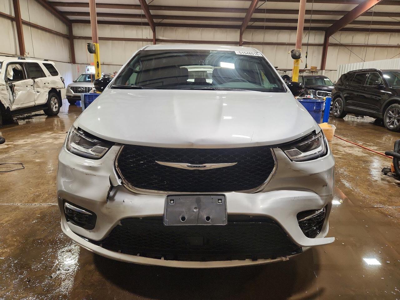 2026 Chrysler Pacifica Select - Image 5