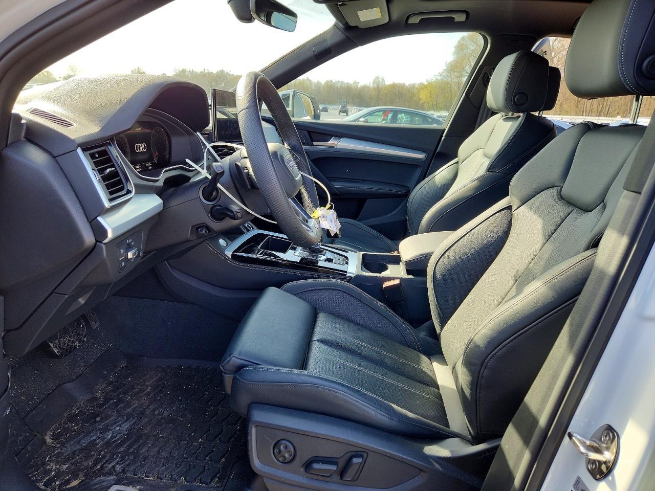 2025 Audi Q5 Premium Plus 45 - Фото 7