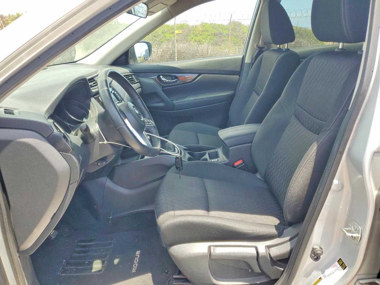 2019 Nissan Rogue S - Фото 7