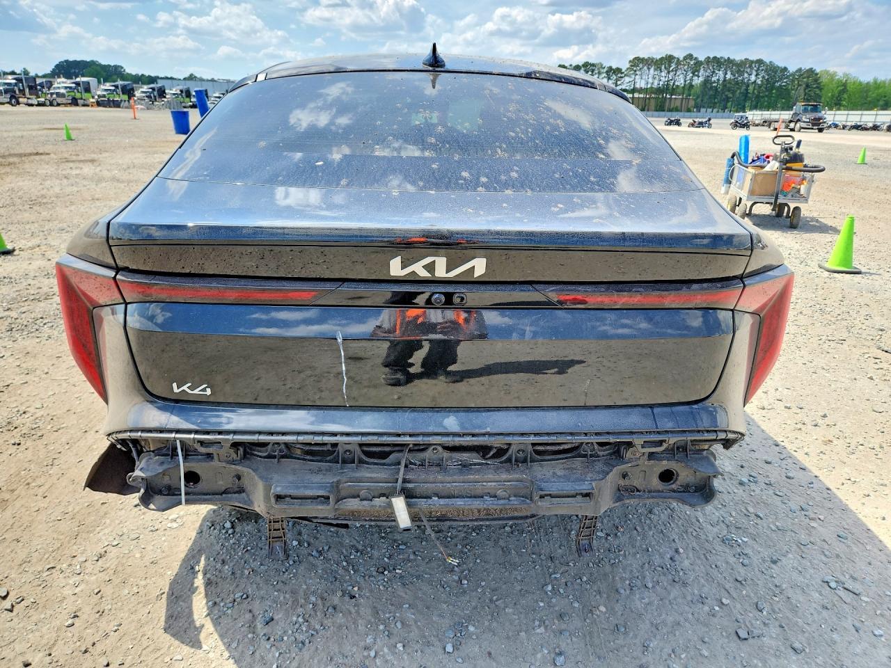 2025 Kia K4 Lxs - Image 6