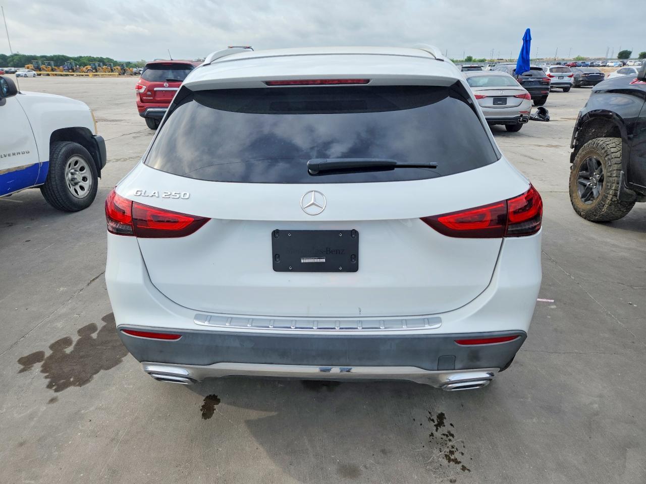 2021 Mercedes-Benz Gla 250 - Image 6