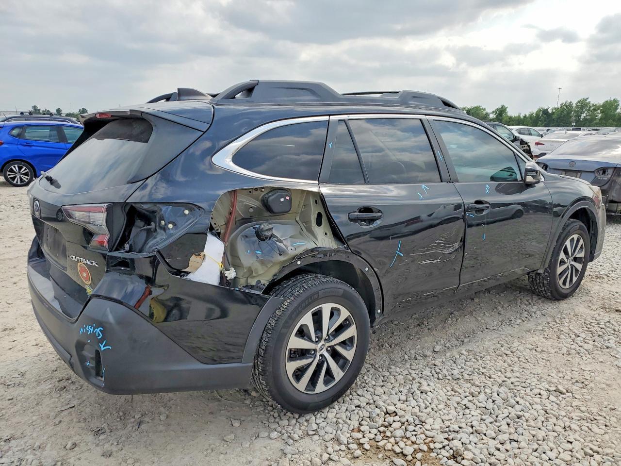 2020 Subaru Outback Premium - Фото 3