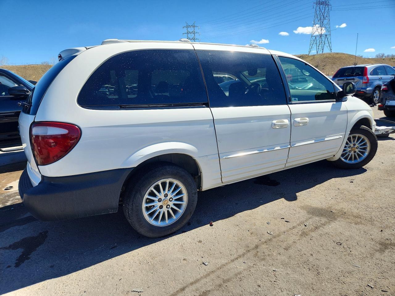 2003 Chrysler Town & Country Limited - Фото 3