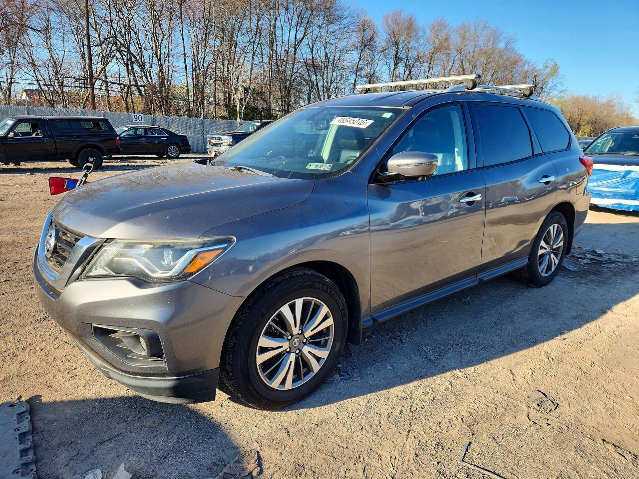 2017 Nissan Pathfinder Sl