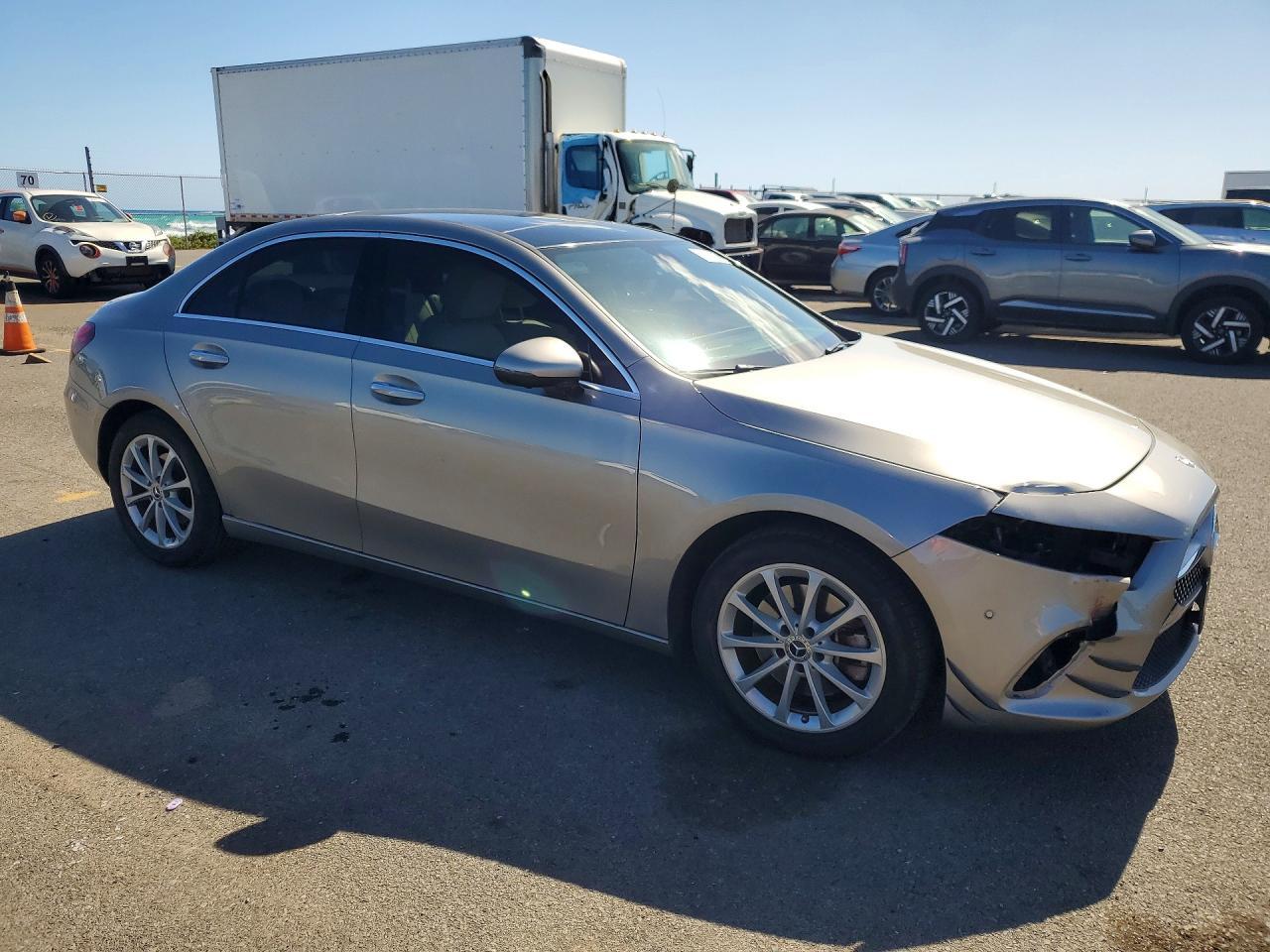 2019 Mercedes-Benz A 220 - Фото 4