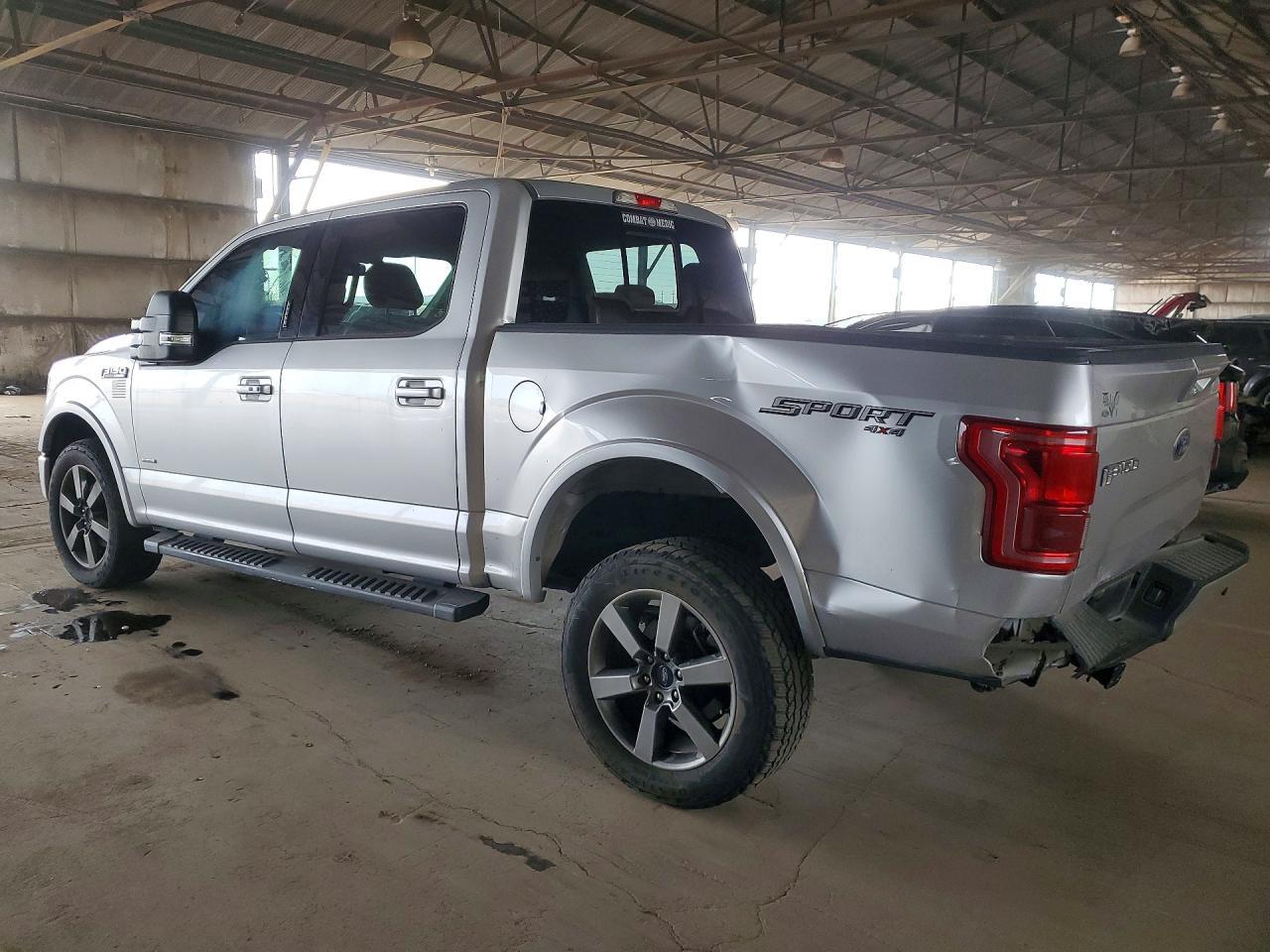 2016 Ford F150 Supercrew - Фото 2