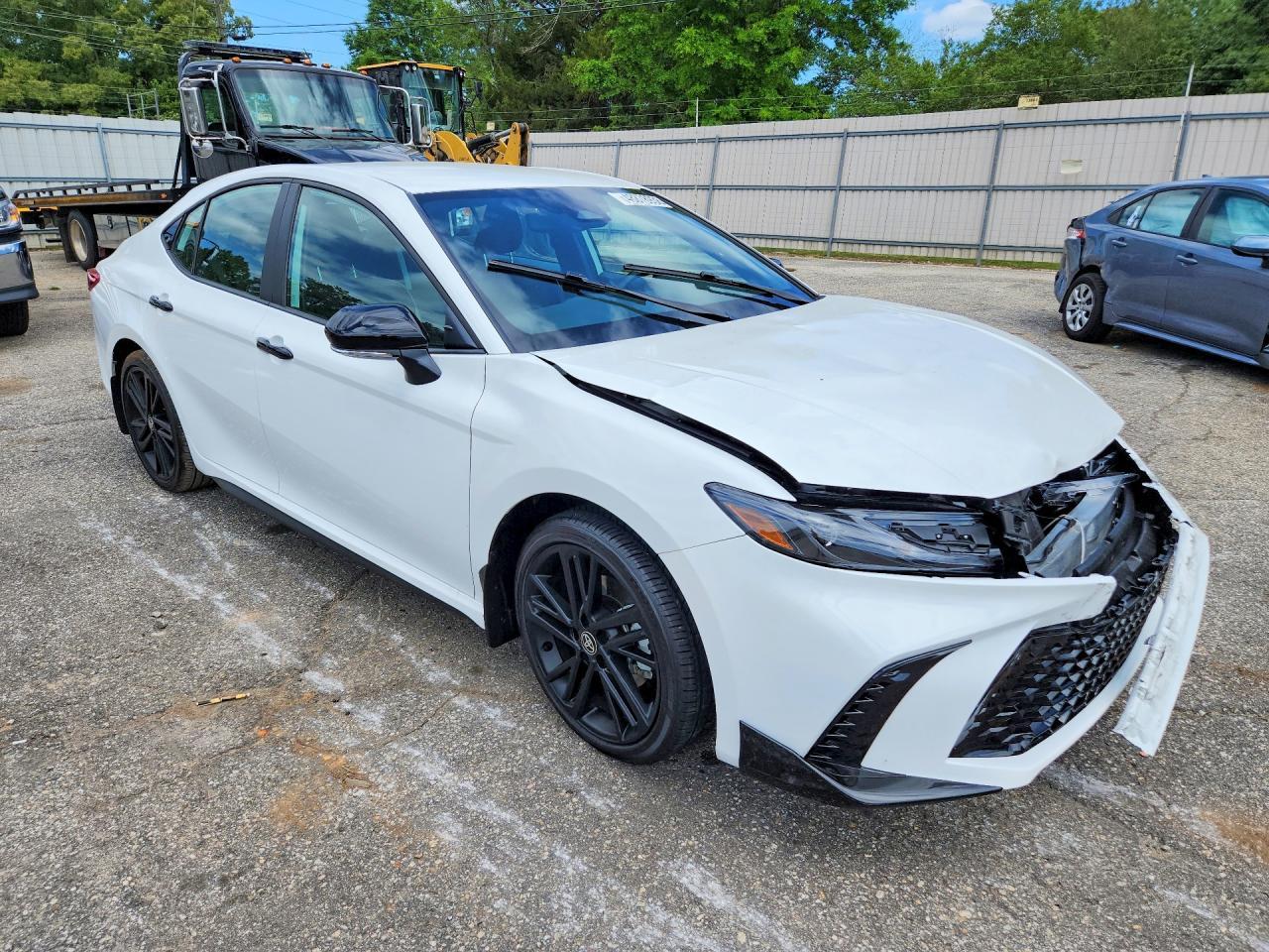 2026 Toyota Camry Nightshade - Фото 4