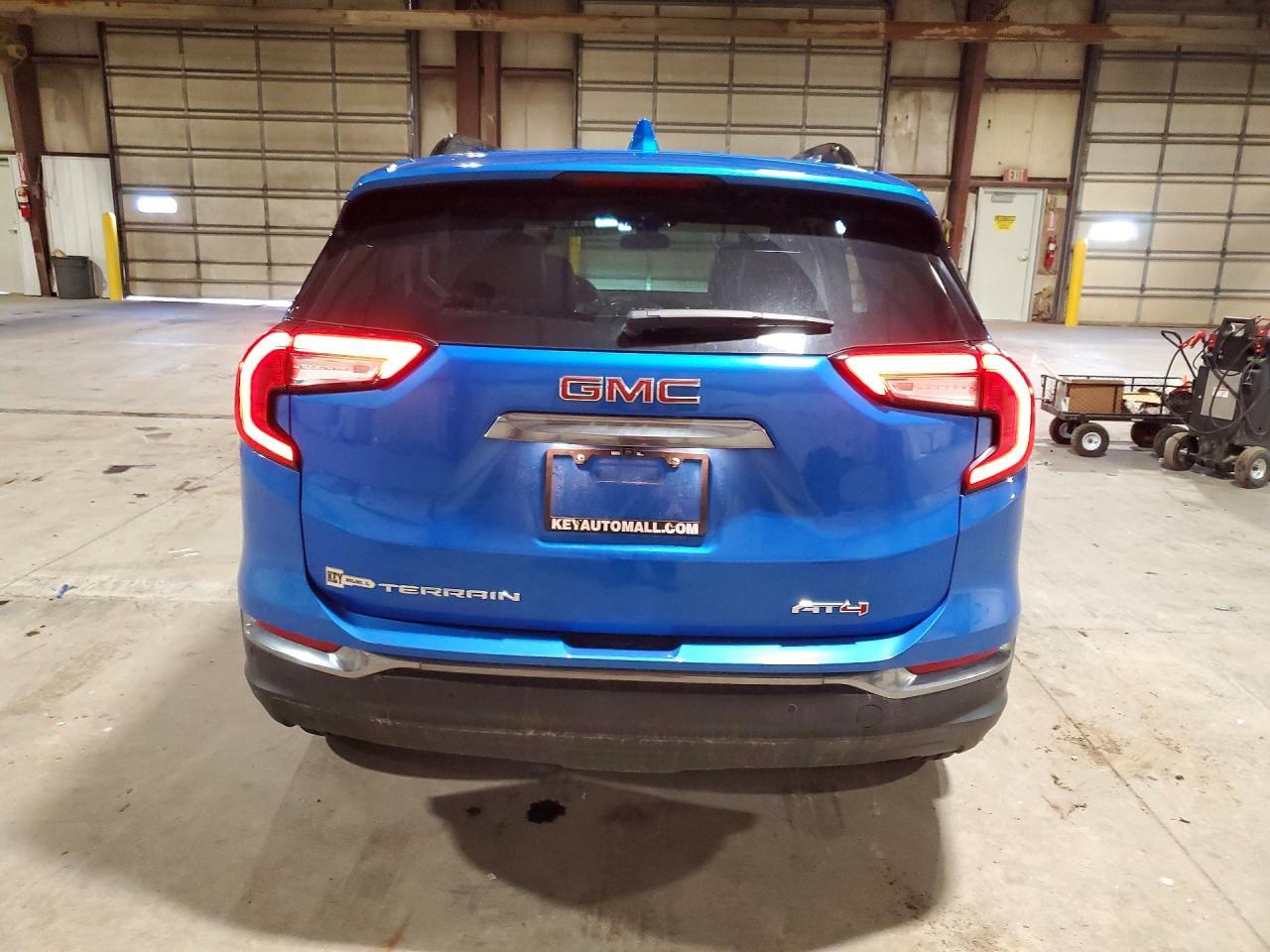 2024 GMC Terrain At4 - Фото 6