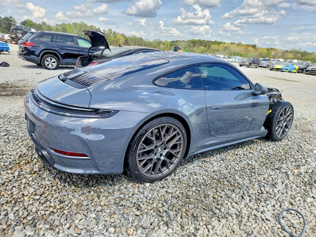 2025 Porsche 911 Carrera S - Фото 3