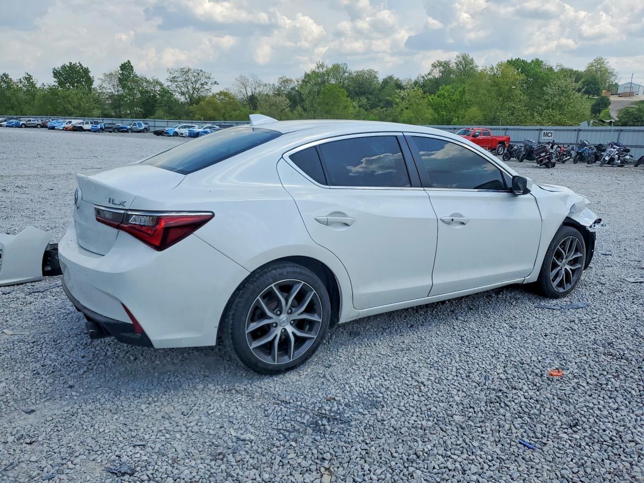 2021 Acura Ilx - Image 3
