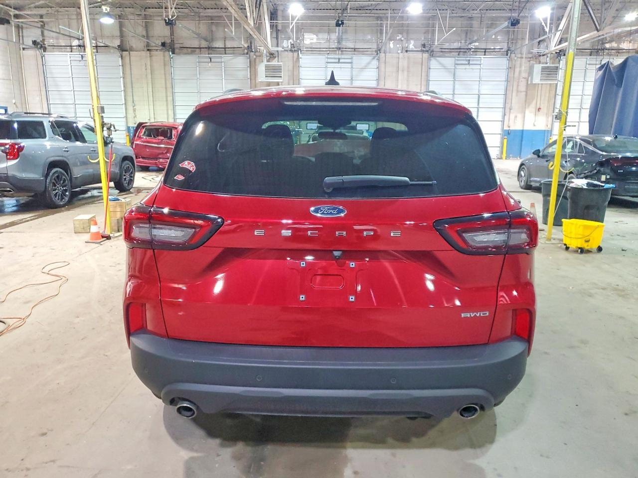 2025 Ford Escape St Line - Фото 6