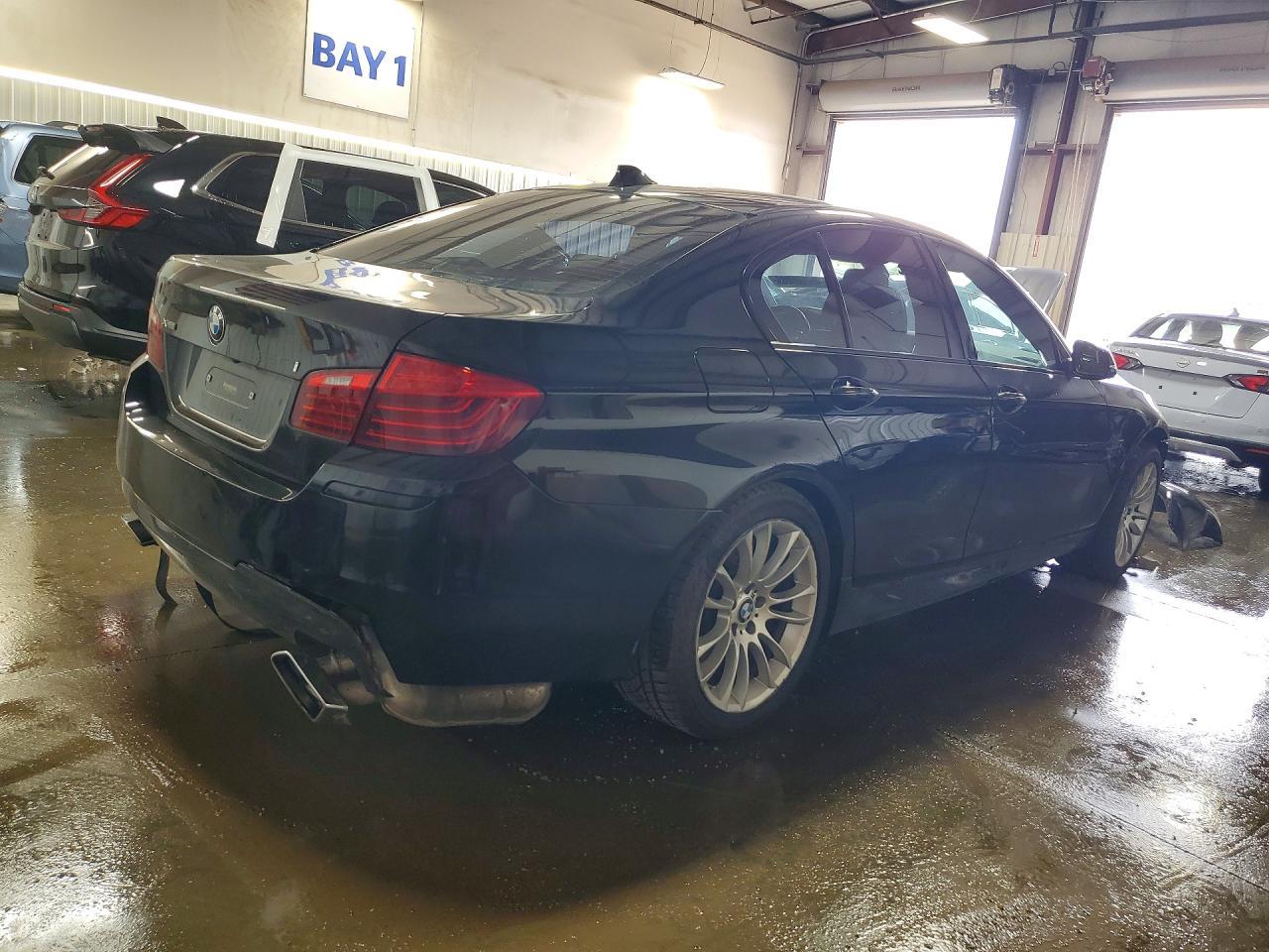 2014 BMW 550 Xi - Image 3