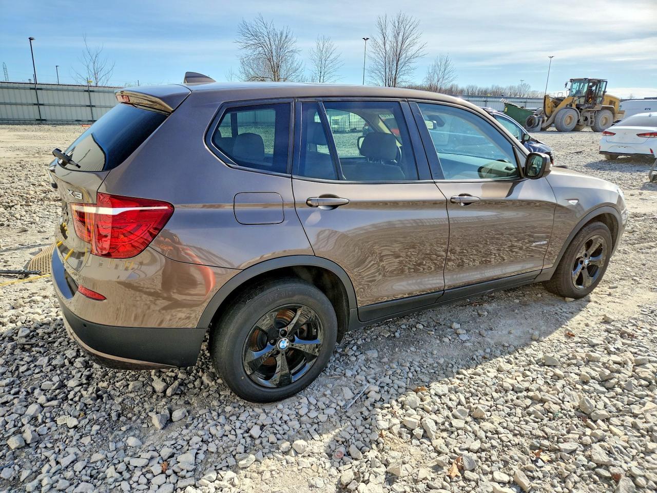 2011 BMW X3 xDrive28I - Image 3