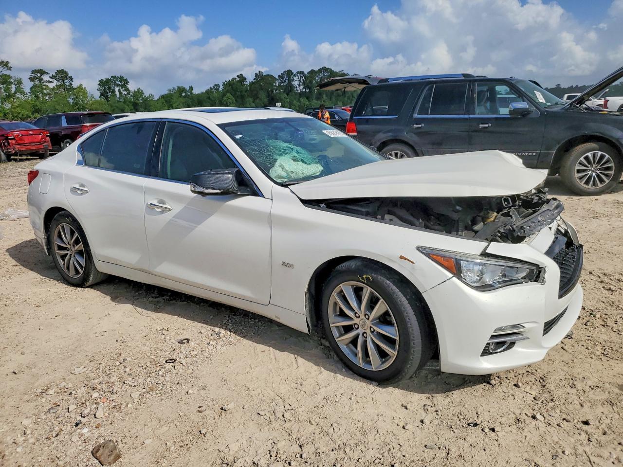 2014 Infiniti Q50 Premium - Фото 4