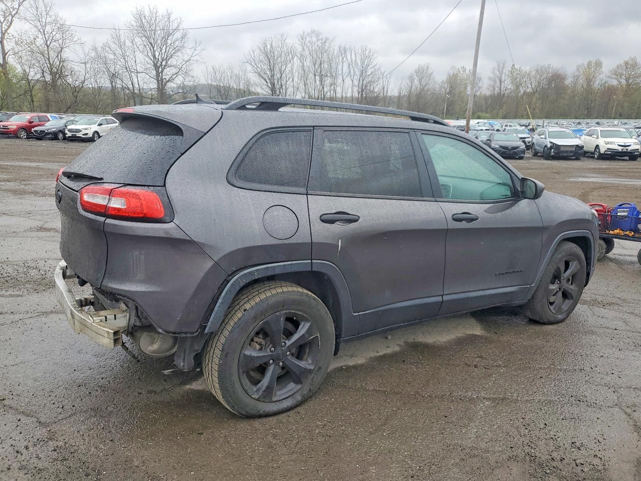 2017 Jeep Cherokee Sport - Image 3