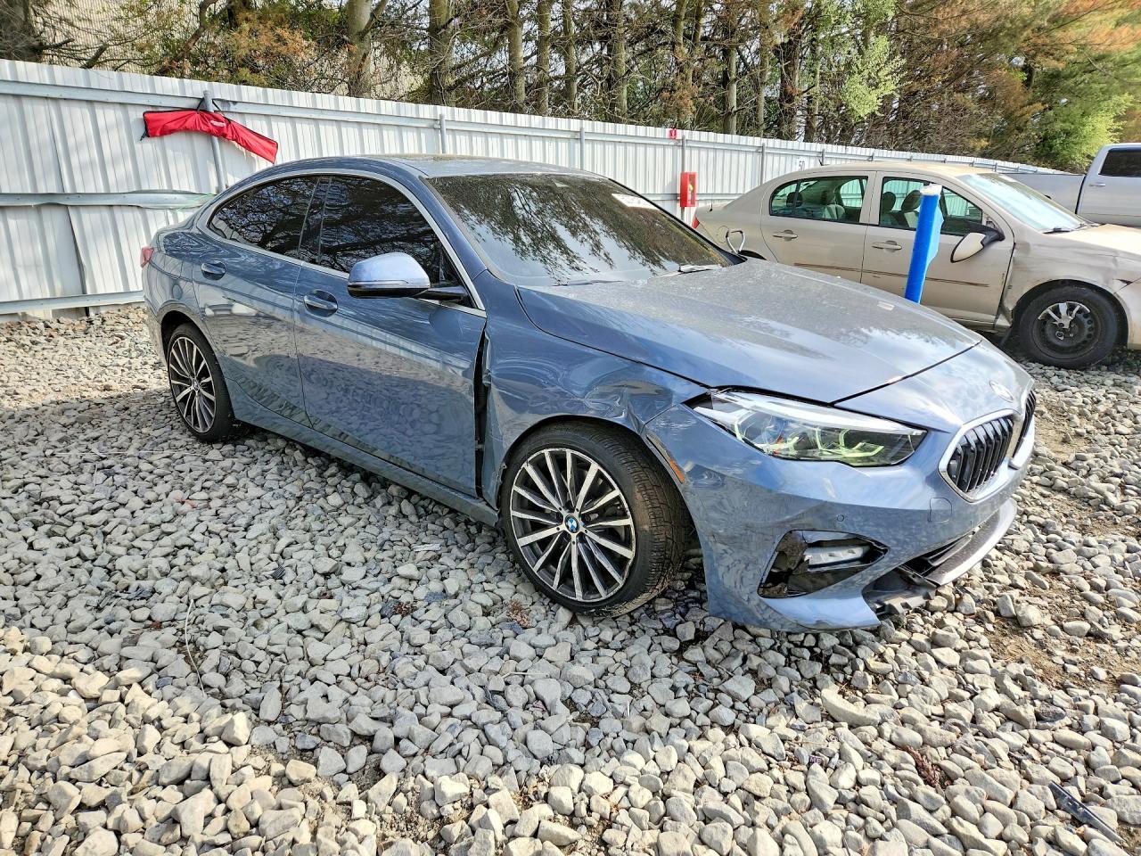 2021 BMW 228Xi - Фото 4