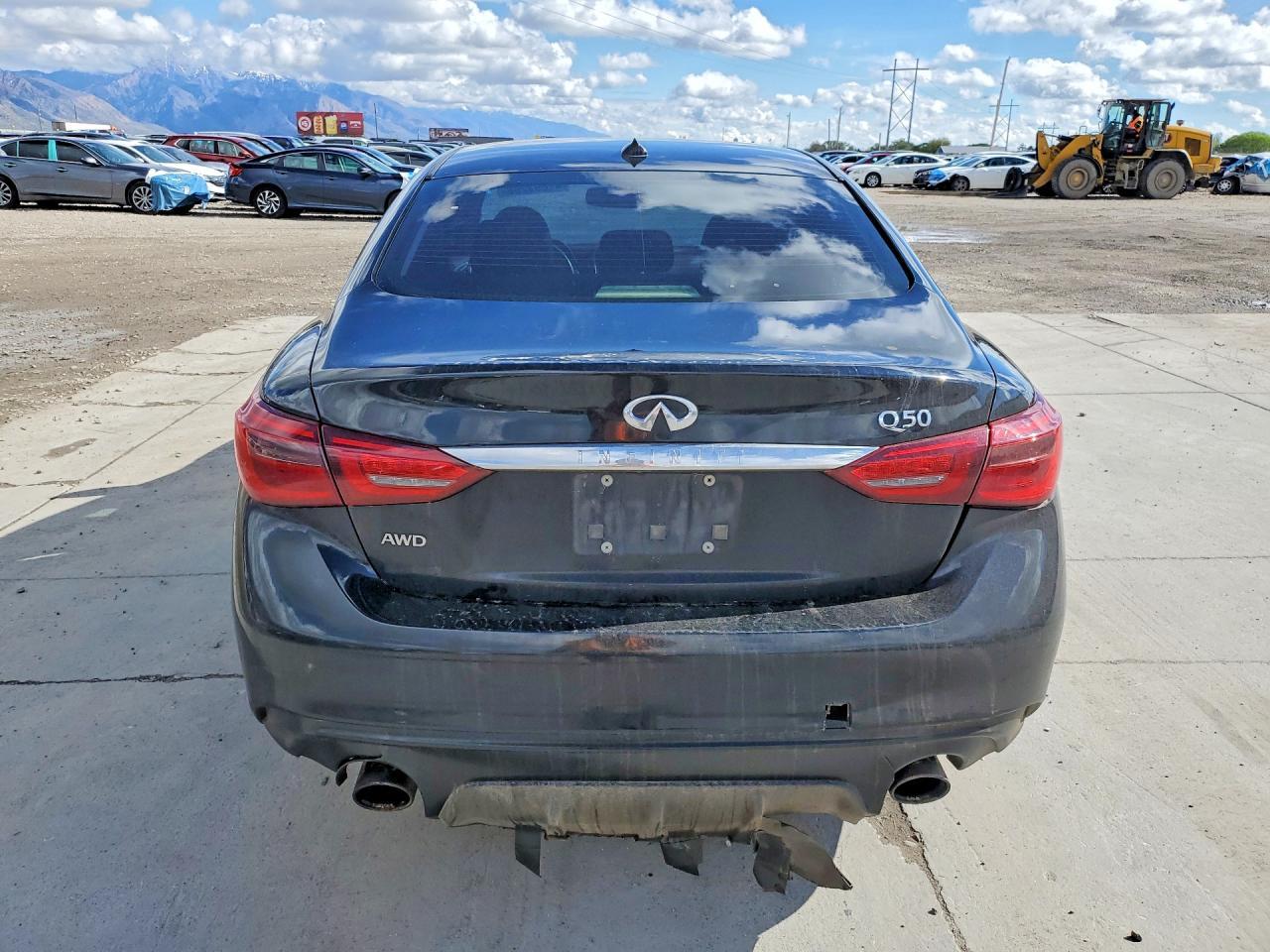 2018 Infiniti Q50 3.0T Luxe - Image 6