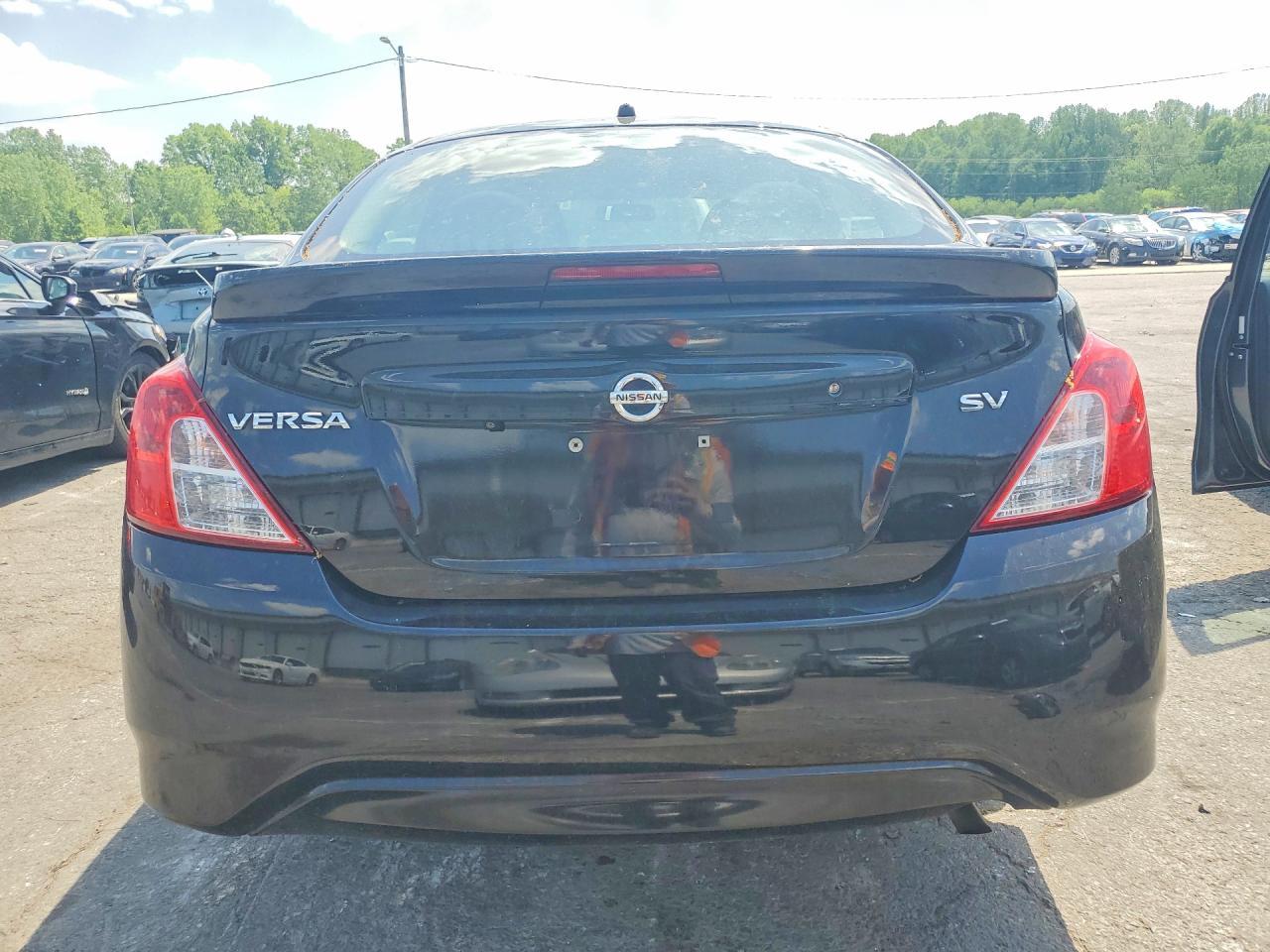 2019 Nissan Versa Sv - Фото 6