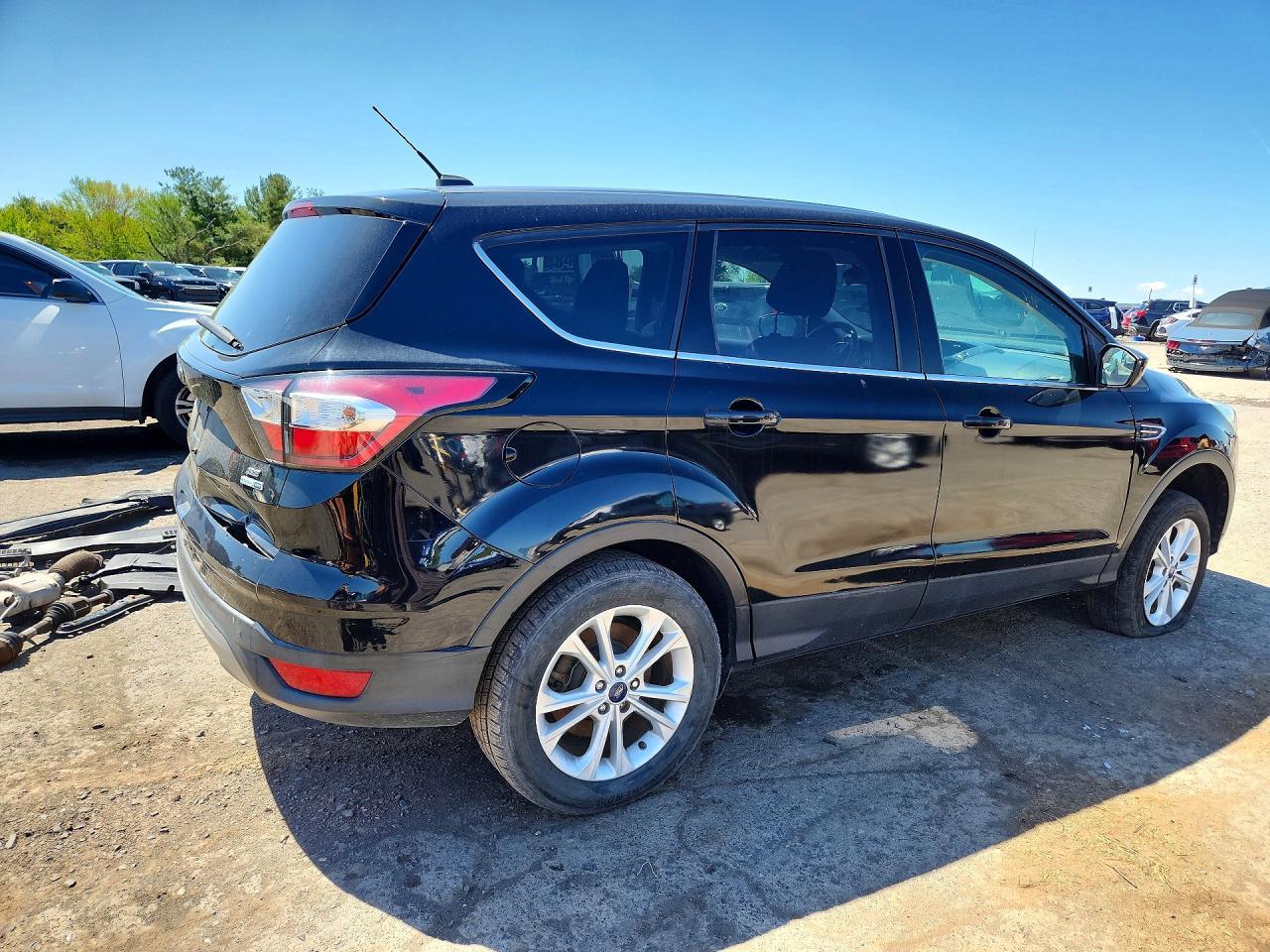 2017 Ford Escape Se - Image 3