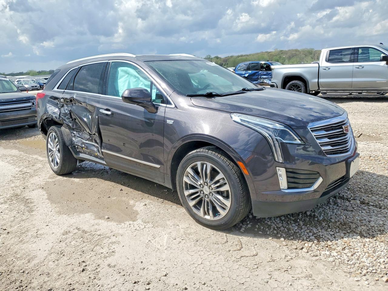 2017 Cadillac Xt5 Premium Luxury - Image 4