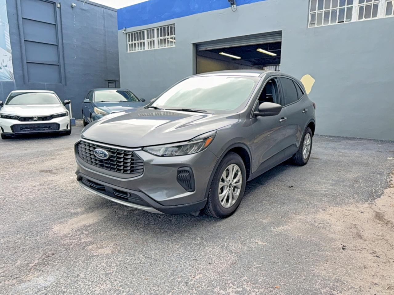 2024 Ford Escape Active - Фото 2