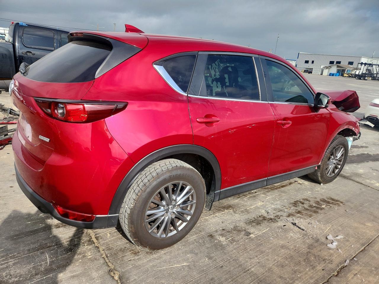2017 Mazda Cx-5 Touring - Image 3