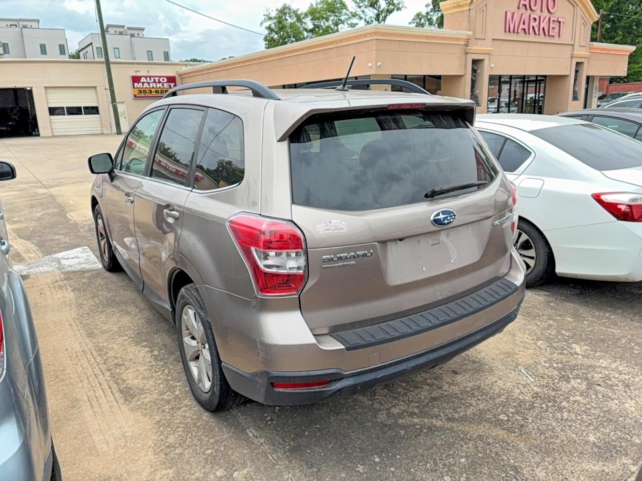 2015 Subaru Forester 2.5I Limited - Image 3