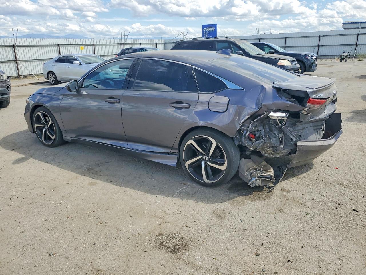 2018 Honda Accord Sport - Фото 2