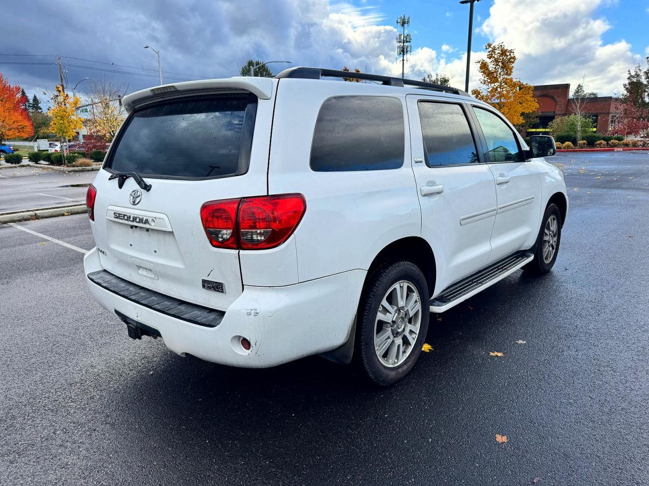 2008 Toyota Sequoia Sr5 - Image 4