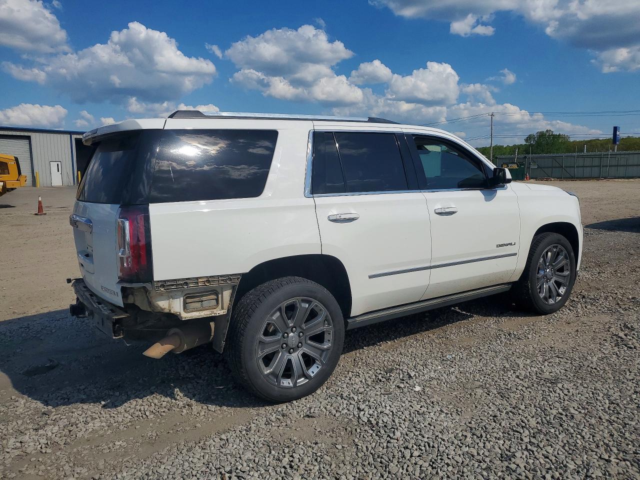 2015 GMC Yukon Denali - Фото 3