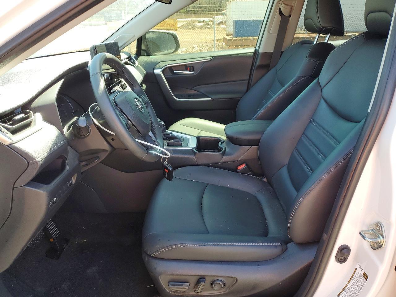 2024 Toyota Rav4 Xle Premium - Фото 7