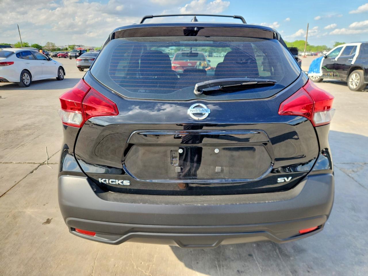 2018 Nissan Kicks Sv - Image 6