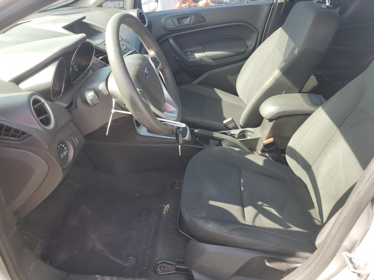 2017 Ford Fiesta Se - Image 7