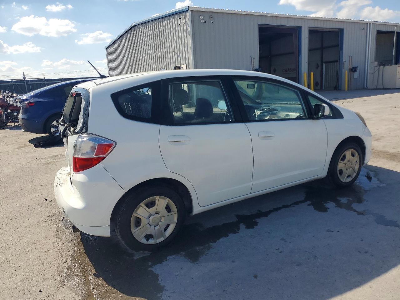 2013 Honda Fit - Фото 3