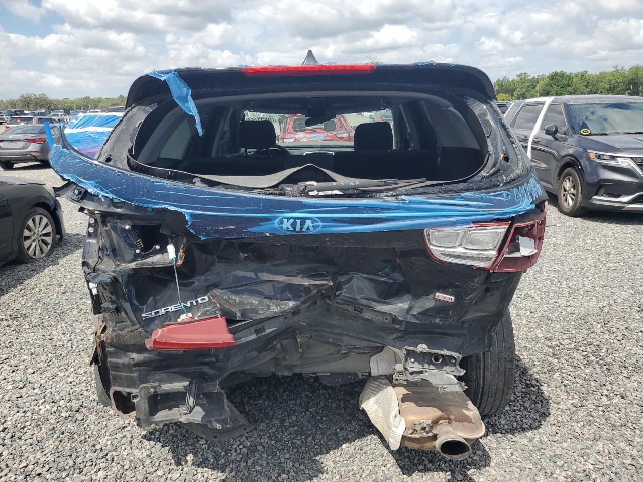 2017 Kia Sorento Lx - Фото 6