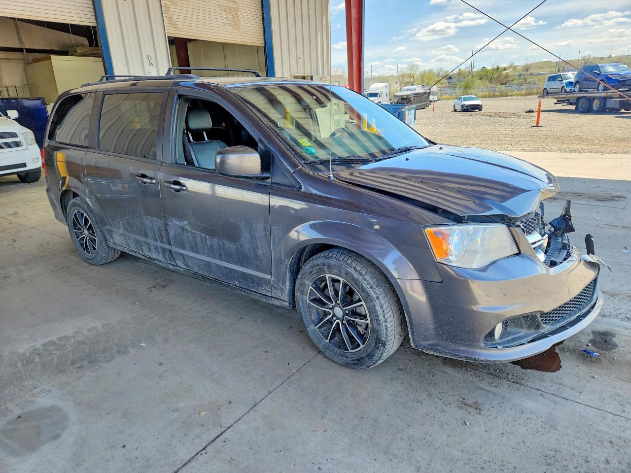 2018 Dodge Grand Caravan Gt - Image 4