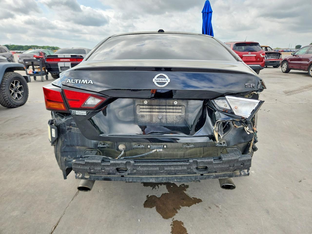 2022 Nissan Altima Sr - Фото 6