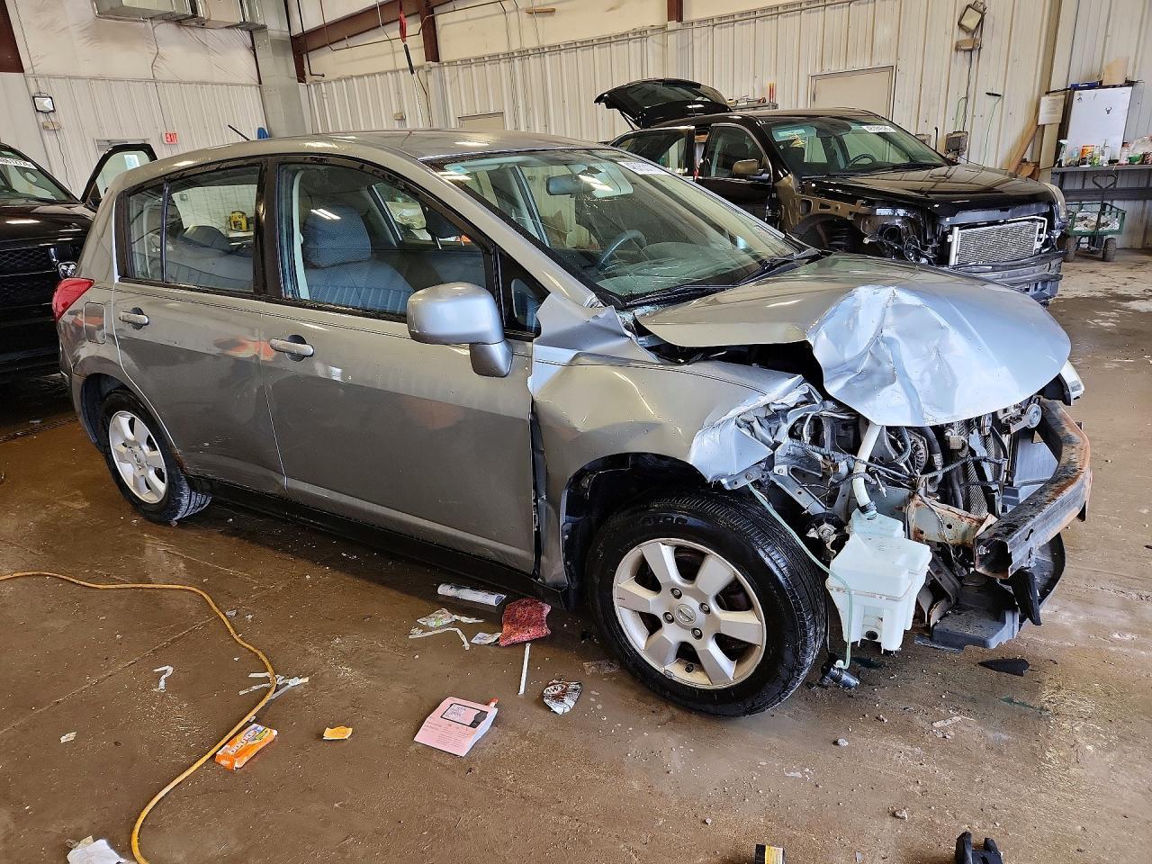 2008 Nissan Versa 1.8 S - Фото 4