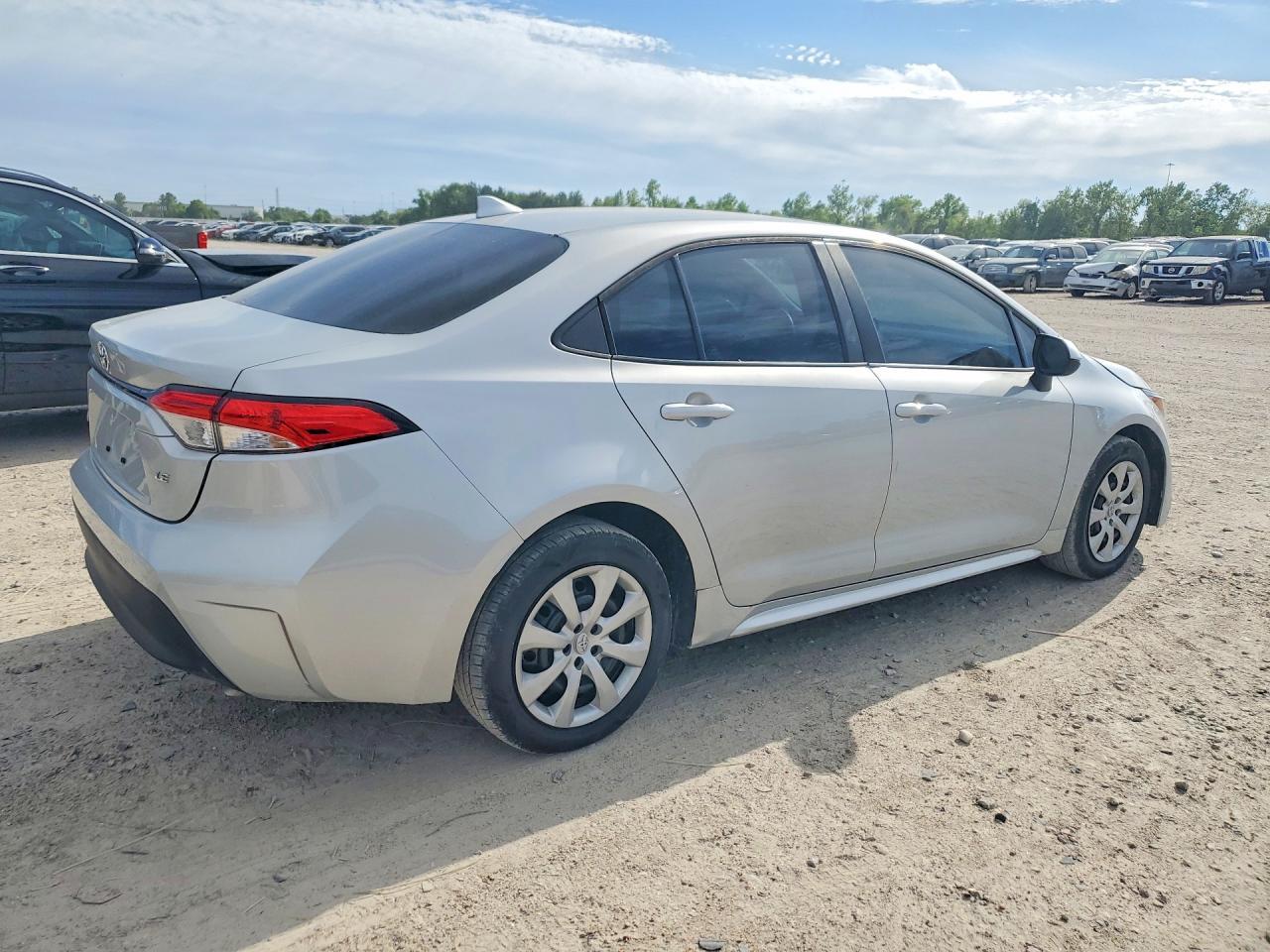 2024 Toyota Corolla Le - Image 3