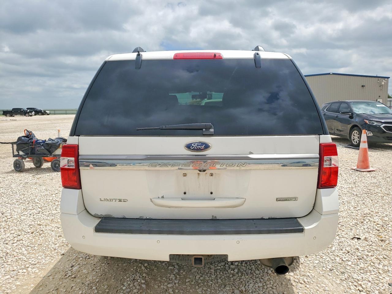 2016 Ford Expedition Limited - Image 6