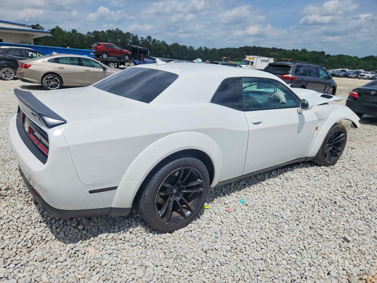 2021 Dodge Challenger R - Image 3